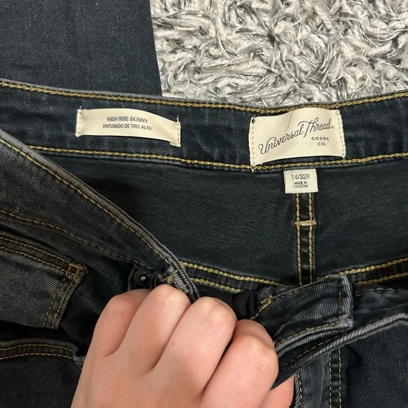 NWOT Universal Thread High Rise Skinny fit size 14 regular length - Picture 5 of 5